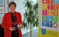DNP-Preisübergabe Bürgermeisterin Katja Oldenburg-Schmidt hat mit dem Deutschen Nachhaltigkeitspreis 2021.